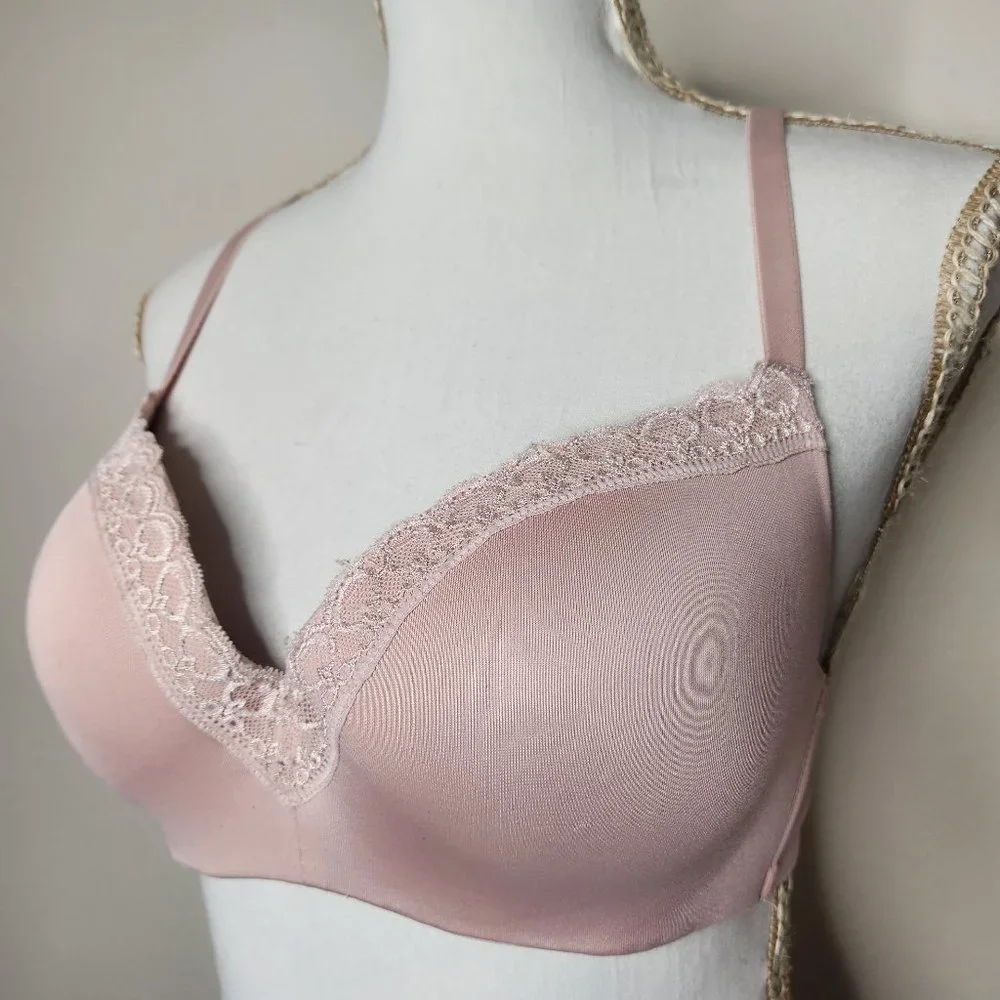 Maidenform Womens 38B Light Pink Padded Wired Bra Lace Trim Hook Eye - Picture 2 of 5